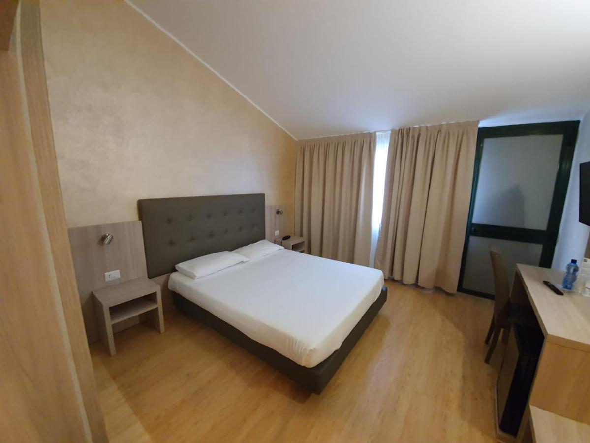 Hotel Green Hotel Motel 4*