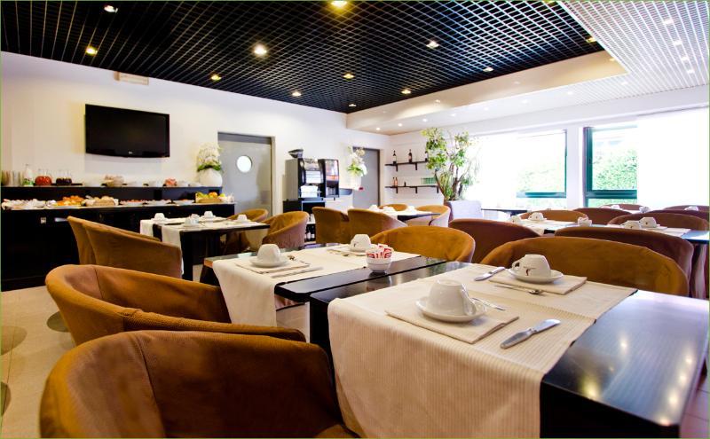Green Hotel Motel Hotel 4*